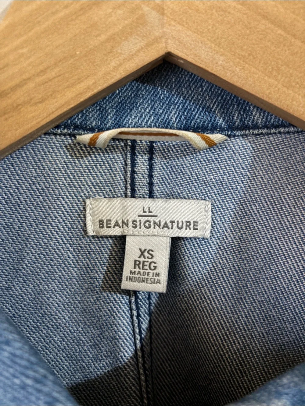 L.L. Bean Signature Denim Chore Shirt Jacket - Size XS - Picture 7 of 9